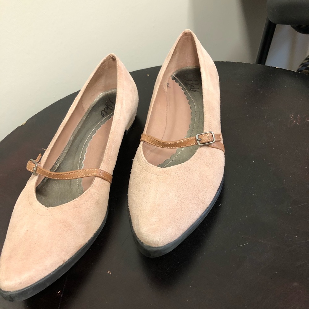 Shoes